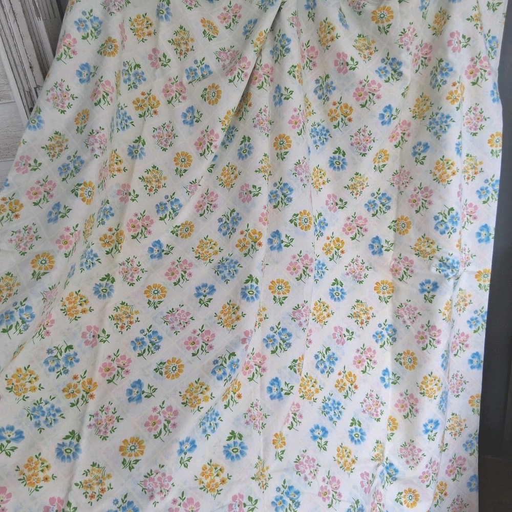 Vintage Cottagecore Floral AOP Full Flat Sheet PRISTINE Pink Yellow Blue